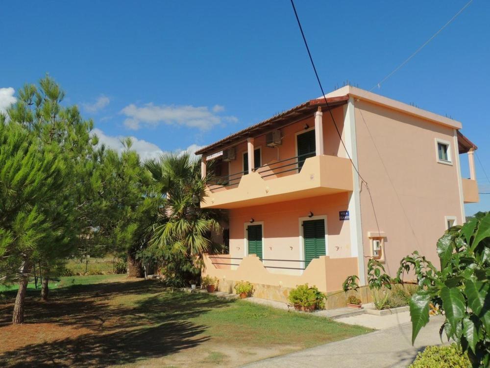 Feakes Apartments Arillas  Exterior photo